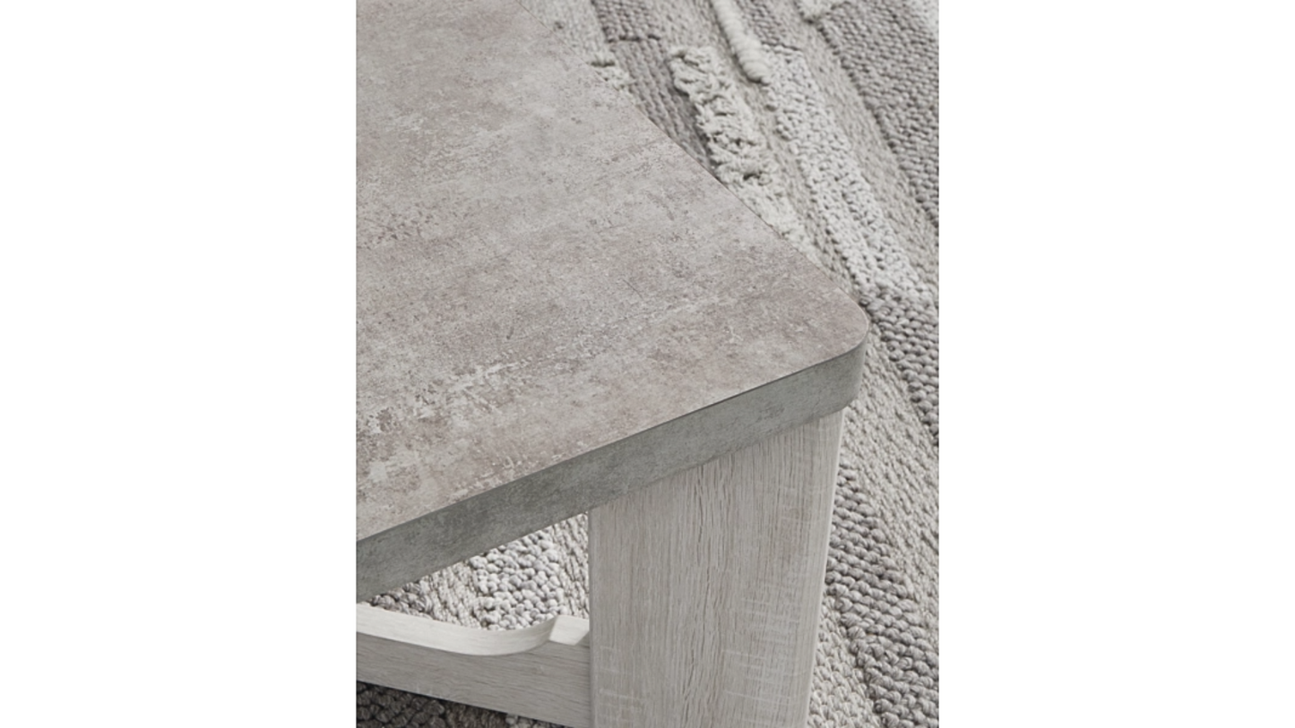 Coffee Table - Garnilly Table (Set of 3)